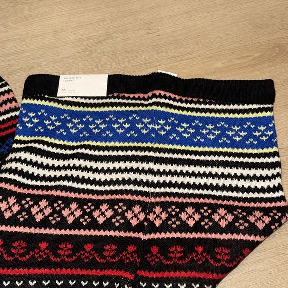 🌲American Eagle Outfitters Multicolor Patterned Pants - Picture 4 of 5